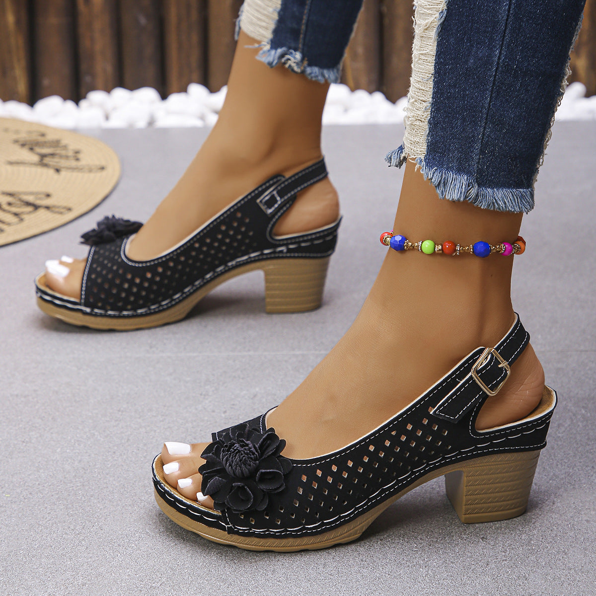 Plus Size Flower Casual Buckle Solid Color High Heel Sandals