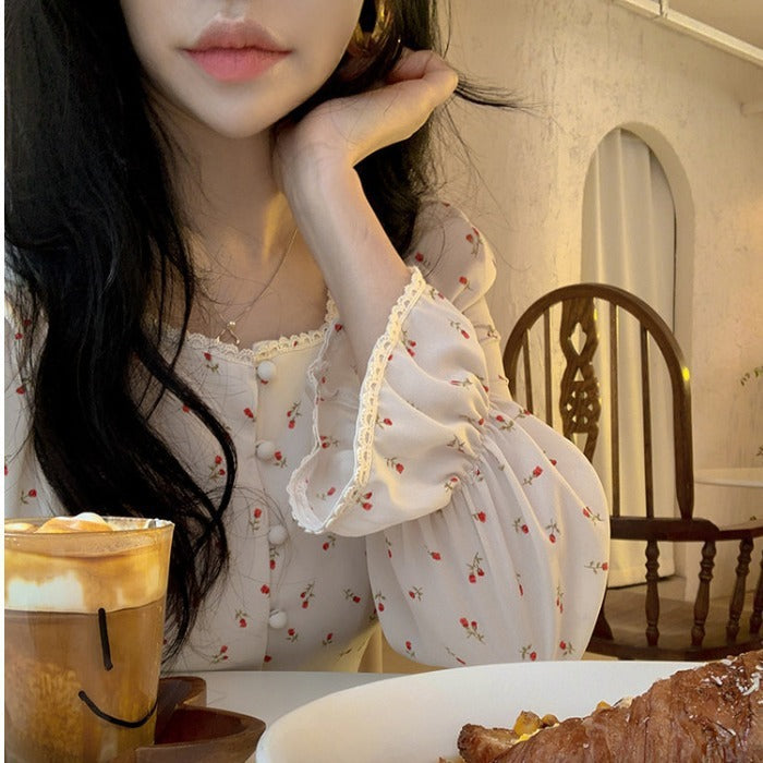 Gentle Small Floral Square Collar Slimming And Short Shirt
